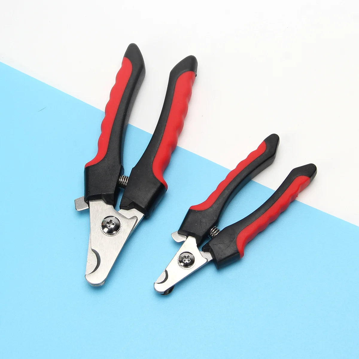 Experience effortless at home grooming with this stainless steel pet nail clipper, delivering quick, safe trims for your dog or cat.